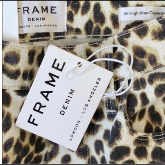 Frame High Rise Jeans - Picture 4 of 10